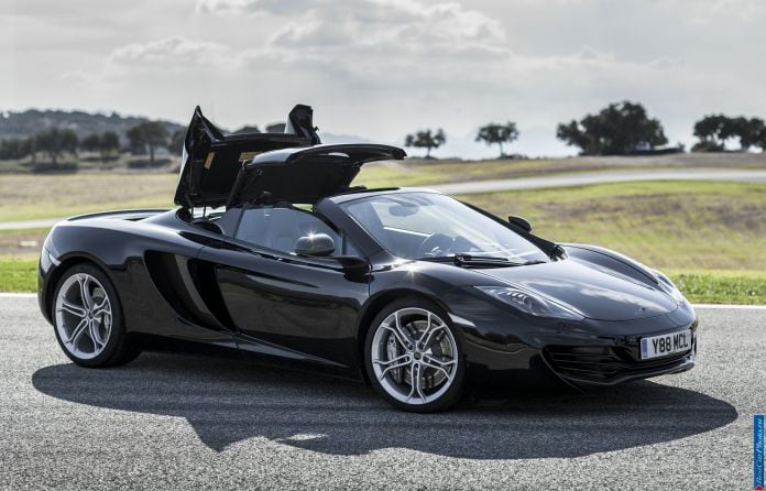2012 McLaren MP4-12C Spyder - фотография 93 из 148 2012 McLaren MP4-12C Spyder - фотография 93 из 148