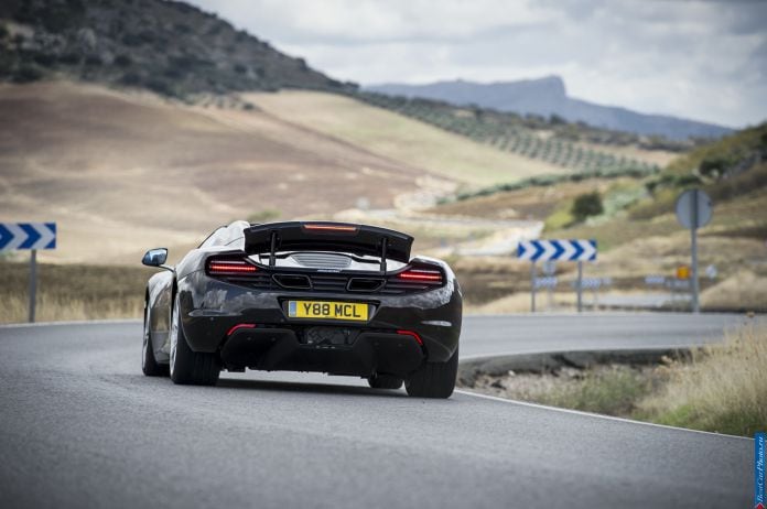 2012 McLaren MP4-12C Spyder - фотография 97 из 148