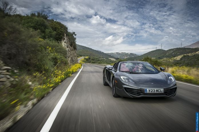 2012 McLaren MP4-12C Spyder - фотография 100 из 148 2012 McLaren MP4-12C Spyder - фотография 100 из 148
