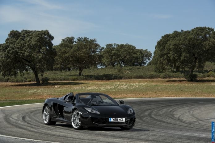 2012 McLaren MP4-12C Spyder - фотография 108 из 148 2012 McLaren MP4-12C Spyder - фотография 108 из 148
