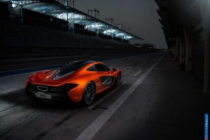 2014 McLaren P1 - фотография 32 из 63