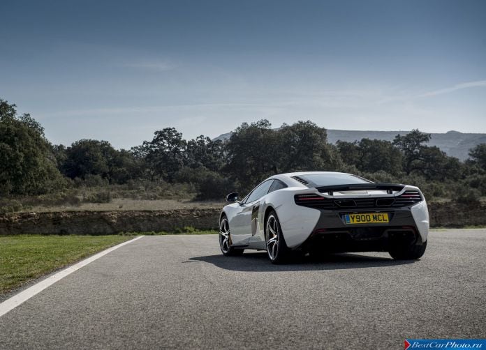 2015 McLaren 650S - фотография 33 из 71