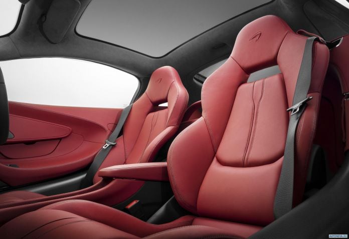 2016 McLaren 570GT - фотография 15 из 18 2016 McLaren 570GT - фотография 15 из 18