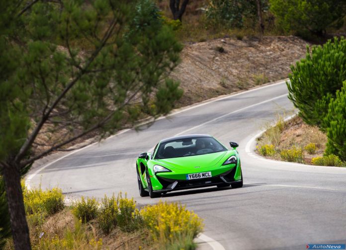 2016 McLaren 570s Coupe - фотография 54 из 187 2016 McLaren 570s Coupe - фотография 54 из 187