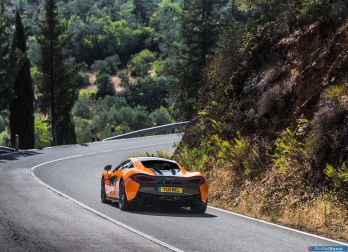 2016 McLaren 570s Coupe - фотография 100 из 187 2016 McLaren 570s Coupe - фотография 100 из 187