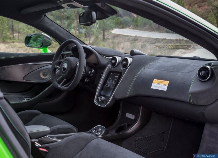 2016 McLaren 570s Coupe - фотография 142 из 187 2016 McLaren 570s Coupe - фотография 142 из 187