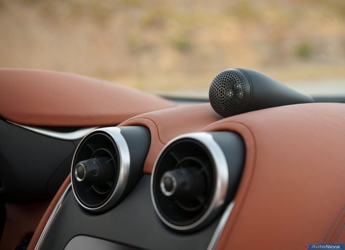 2016 McLaren 570s Coupe - фотография 150 из 187