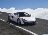 mclaren_2017_570gt_011.jpg