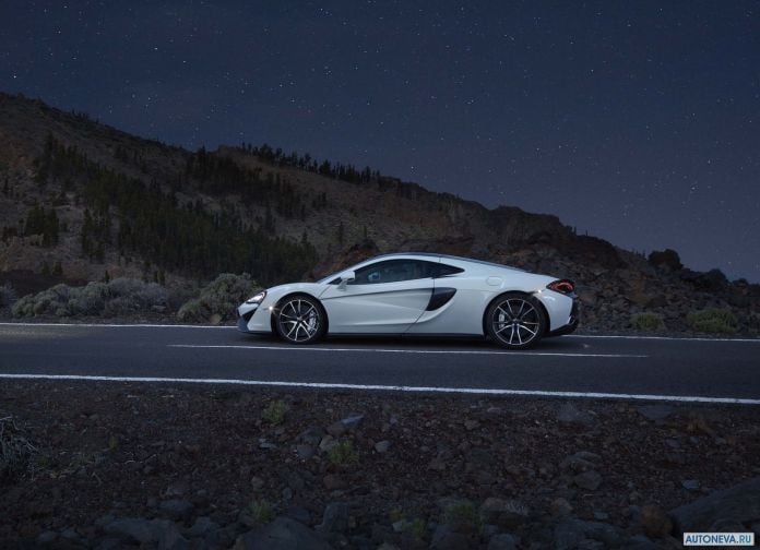 2017 McLaren 570GT - фотография 27 из 113