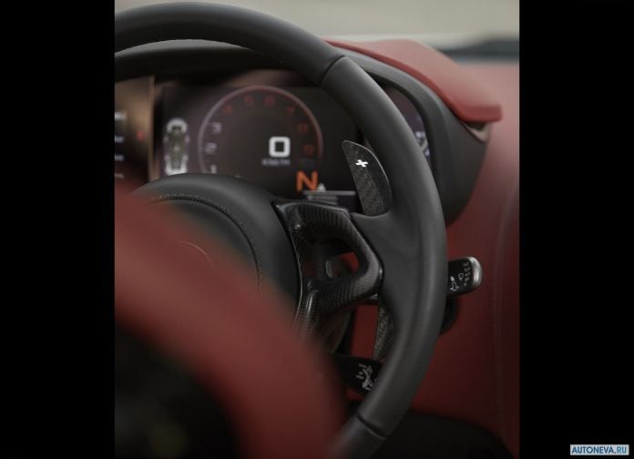 2017 McLaren 570GT - фотография 109 из 113