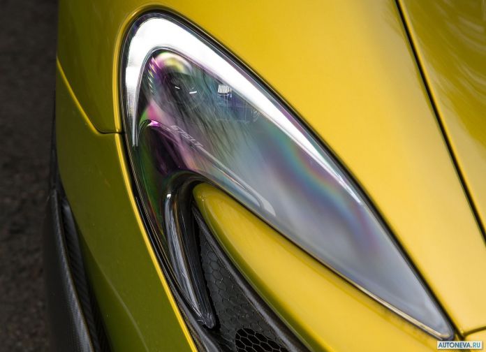 2017 McLaren 675LT Spider - фотография 48 из 56