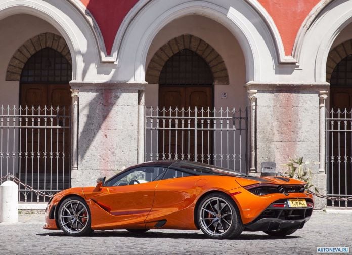 2018 McLaren 720S - фотография 32 из 35