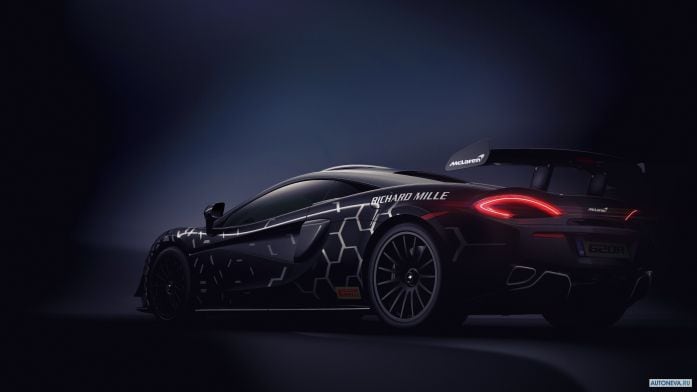 2020 McLaren 620R - фотография 8 из 12 2020 McLaren 620R - фотография 8 из 12