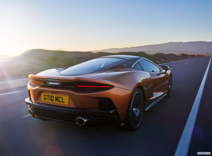 2020 McLaren GT - фотография 16 из 30