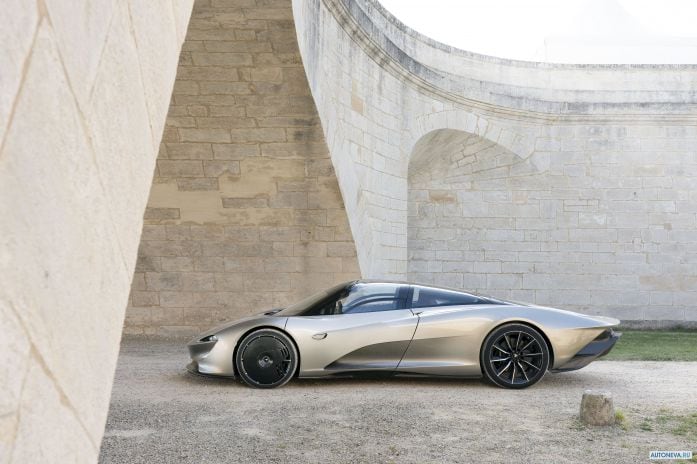 2020 McLaren SpeedTail - фотография 9 из 33 2020 McLaren SpeedTail - фотография 9 из 33