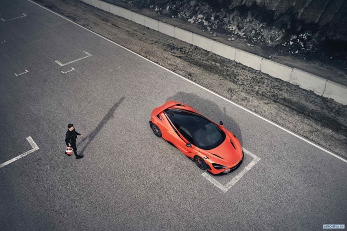 2021 McLaren 765LT - фотография 23 из 31