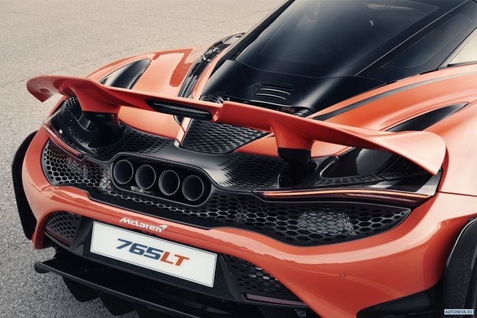 2021 McLaren 765LT - фотография 28 из 31