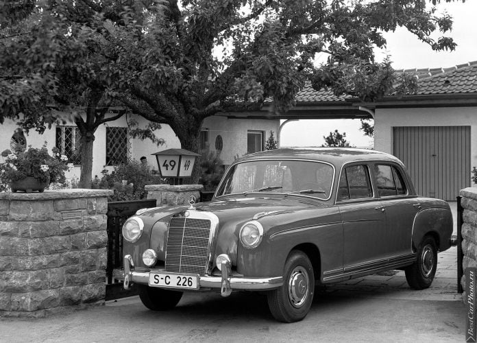 1954 Mercedes-Benz 220 A - фотография 2 из 3