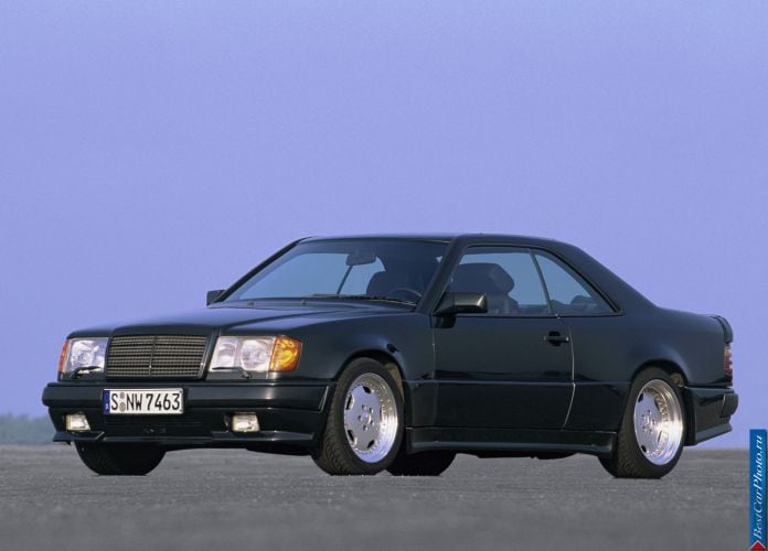 1988 Mercedes-Benz 300 CE 6.3 AMG - фотография 1 из 2