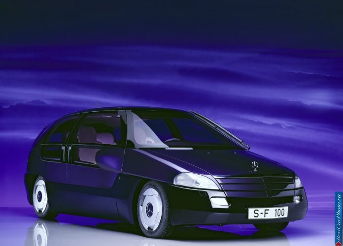 1991 Mercedes-Benz F 100 Concept - фотография 2 из 8