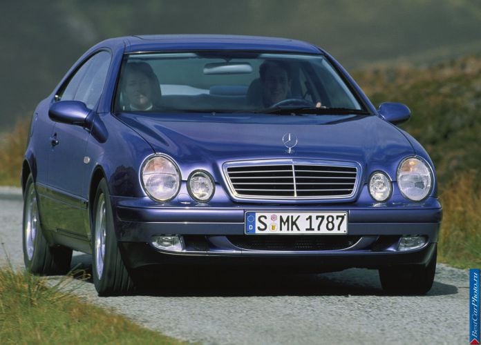 1998 Mercedes-Benz CLK Coupe - фотография 3 из 8