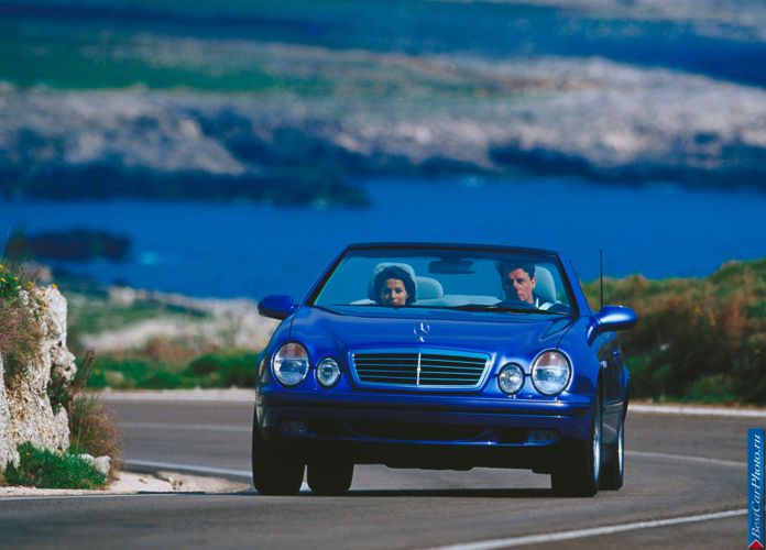 1999 Mercedes-Benz CLK320 Cabriolet - фотография 3 из 3