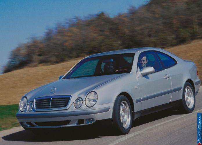 1999 Mercedes-Benz CLK320 Coupe - фотография 1 из 3