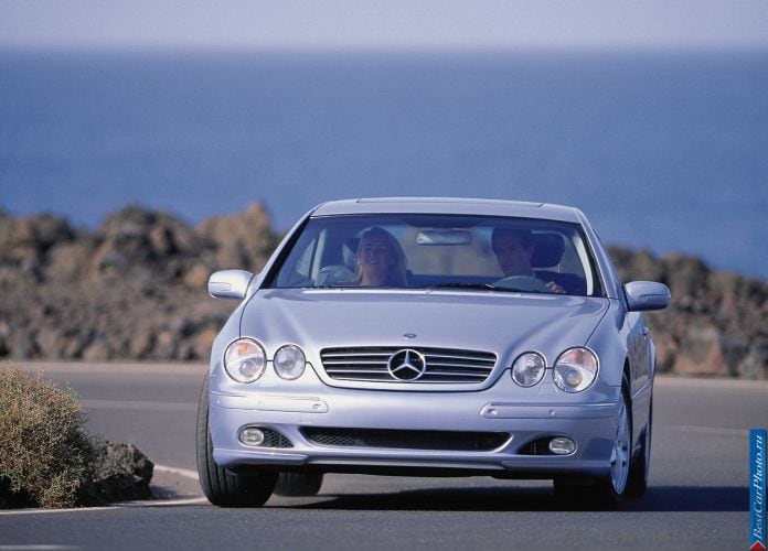 2000 Mercedes-Benz CL500 - фотография 5 из 11