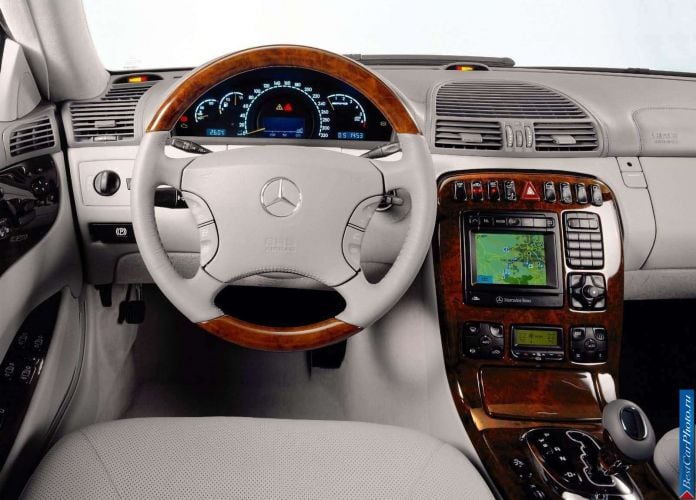 2000 Mercedes-Benz CL55 AMG - фотография 7 из 10