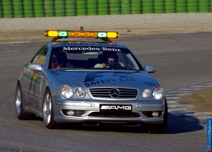 2000 Mercedes-Benz CL55 AMG F1 Safety Car - фотография 3 из 10