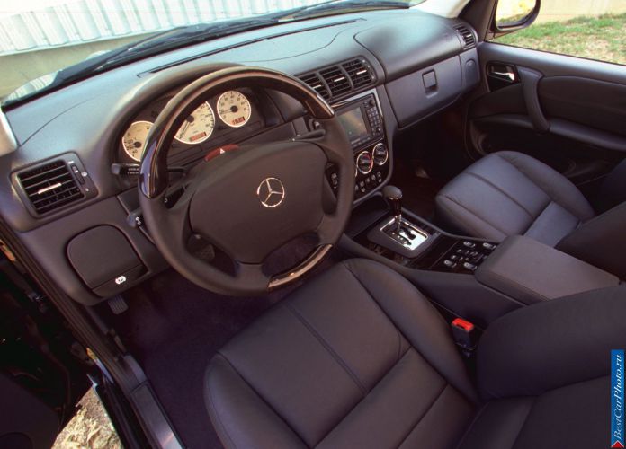 2000 Mercedes-Benz ML55 AMG - фотография 5 из 5 2000 Mercedes-Benz ML55 AMG - фотография 5 из 5