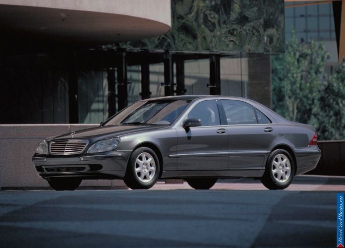 2000 Mercedes-Benz S-Class - фотография 2 из 10