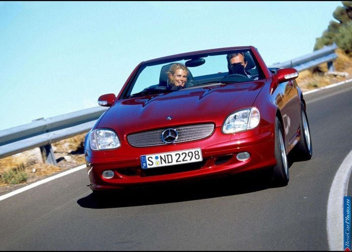2000 Mercedes-Benz SLK320 - фотография 8 из 80