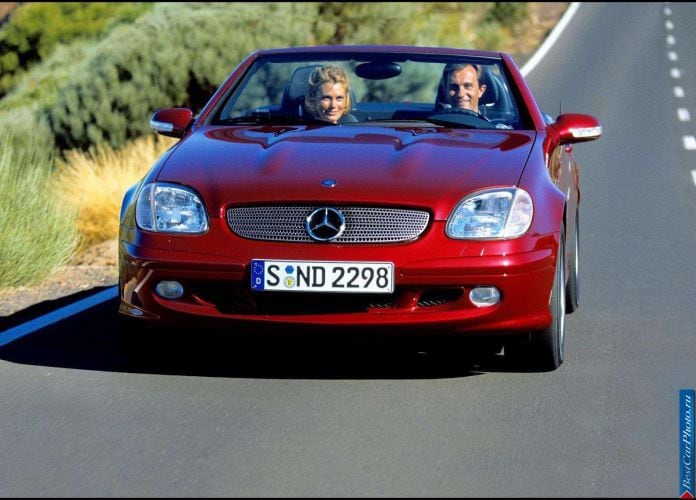 2000 Mercedes-Benz SLK320 - фотография 17 из 80 2000 Mercedes-Benz SLK320 - фотография 17 из 80