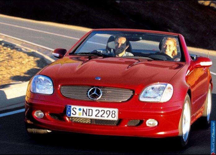 2000 Mercedes-Benz SLK320 - фотография 26 из 80 2000 Mercedes-Benz SLK320 - фотография 26 из 80