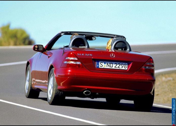 2000 Mercedes-Benz SLK320 - фотография 38 из 80 2000 Mercedes-Benz SLK320 - фотография 38 из 80