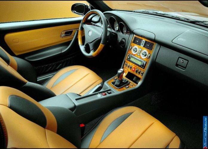 2000 Mercedes-Benz SLK320 - фотография 49 из 80
