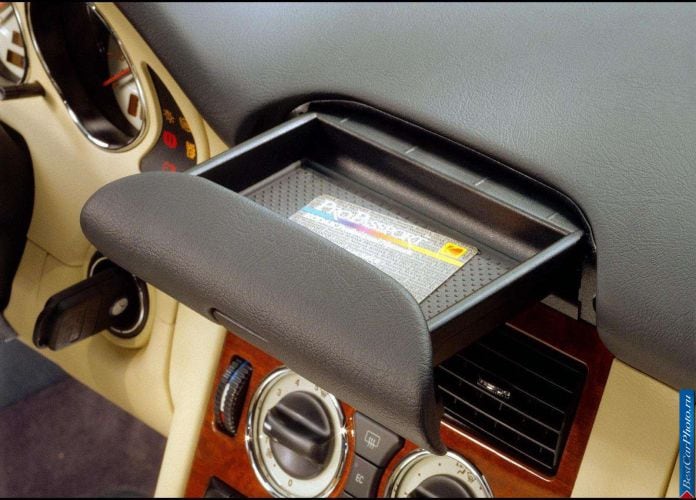2000 Mercedes-Benz SLK320 - фотография 51 из 80