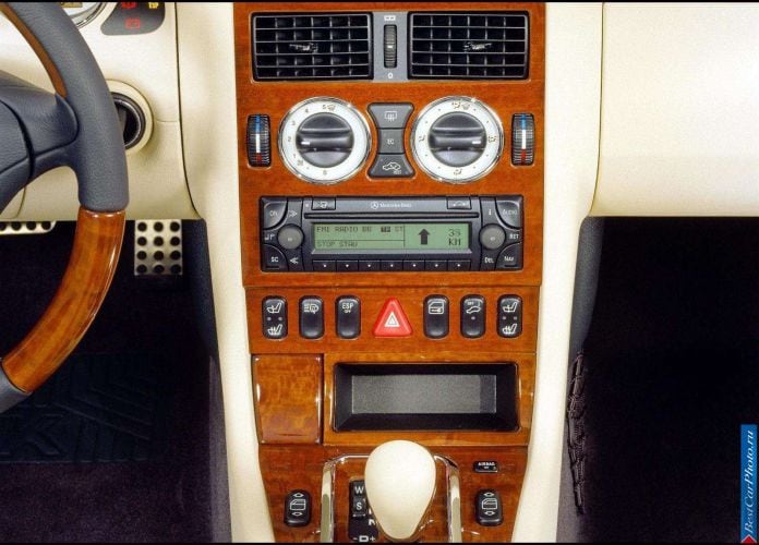 2000 Mercedes-Benz SLK320 - фотография 56 из 80