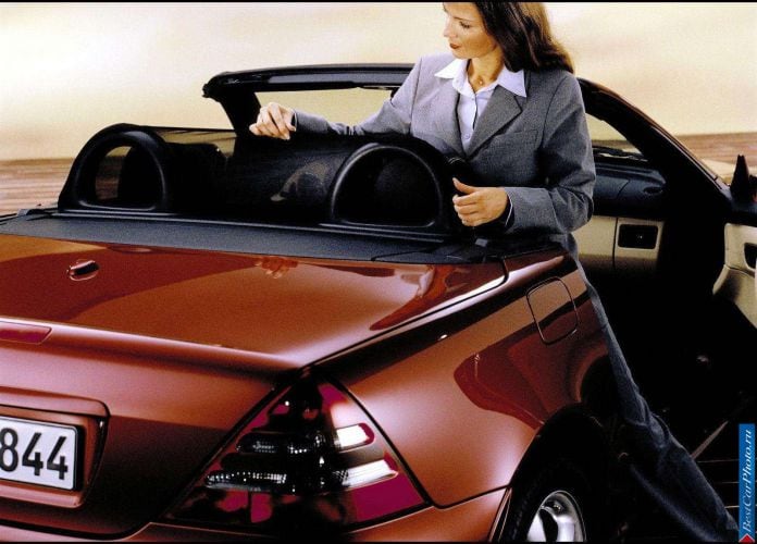 2000 Mercedes-Benz SLK320 - фотография 79 из 80 2000 Mercedes-Benz SLK320 - фотография 79 из 80