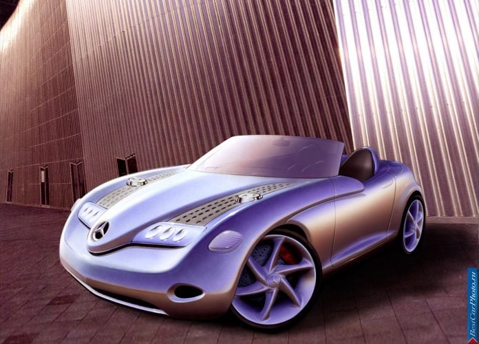 2000 Mercedes-Benz Vision SLA Concept - фотография 1 из 15