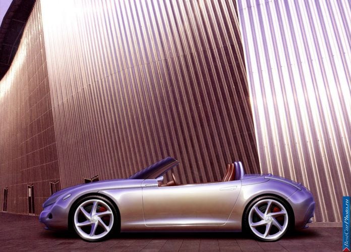 2000 Mercedes-Benz Vision SLA Concept - фотография 10 из 15 2000 Mercedes-Benz Vision SLA Concept - фотография 10 из 15