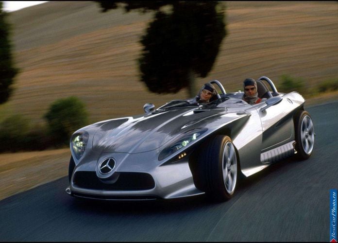2001 Mercedes-Benz F 400 Carving Concept - фотография 2 из 24