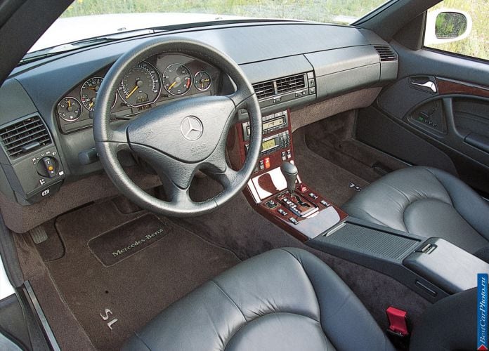 2001 Mercedes-Benz SL500 - фотография 4 из 4 2001 Mercedes-Benz SL500 - фотография 4 из 4