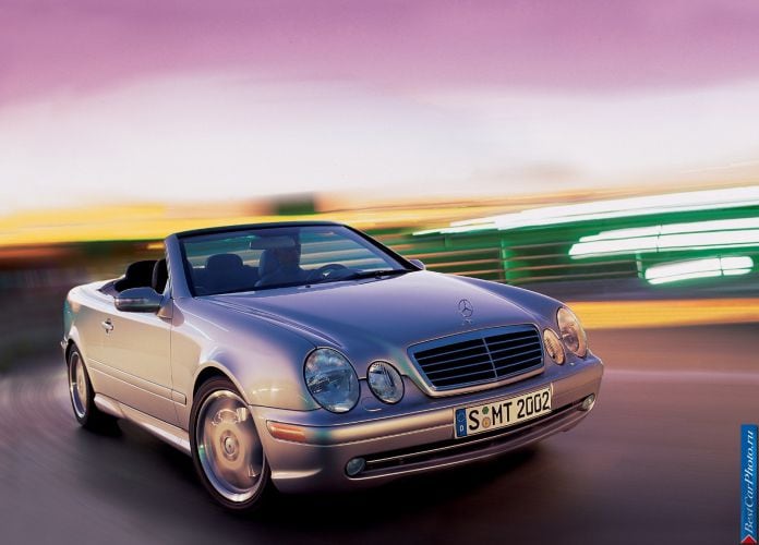 2002 Mercedes-Benz CLK55 AMG - фотография 1 из 2 2002 Mercedes-Benz CLK55 AMG - фотография 1 из 2