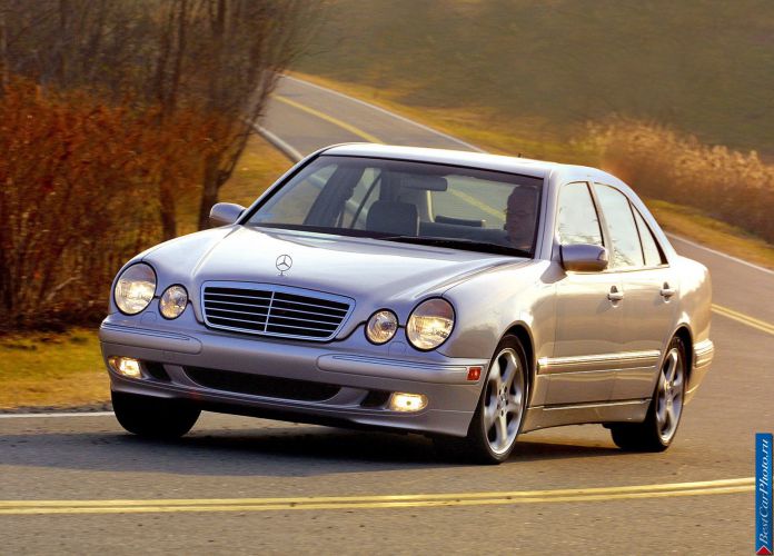 2002 Mercedes-Benz E320 - фотография 1 из 6 2002 Mercedes-Benz E320 - фотография 1 из 6