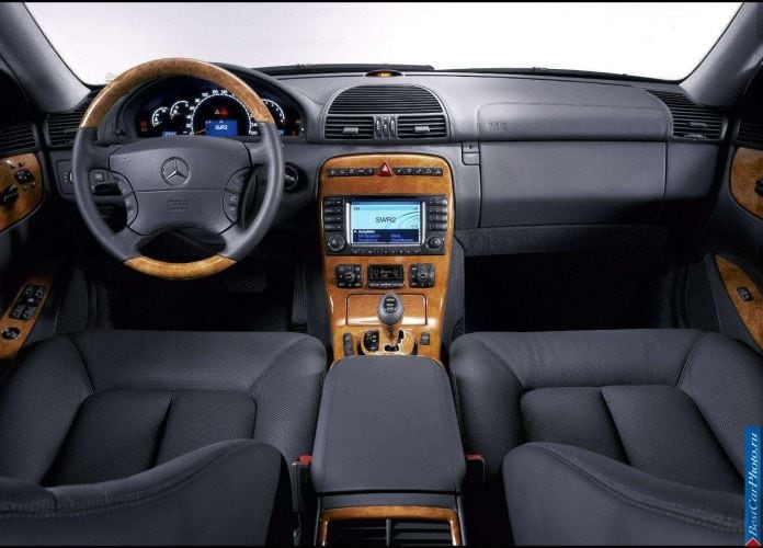 2003 Mercedes-Benz CL600 - фотография 38 из 68