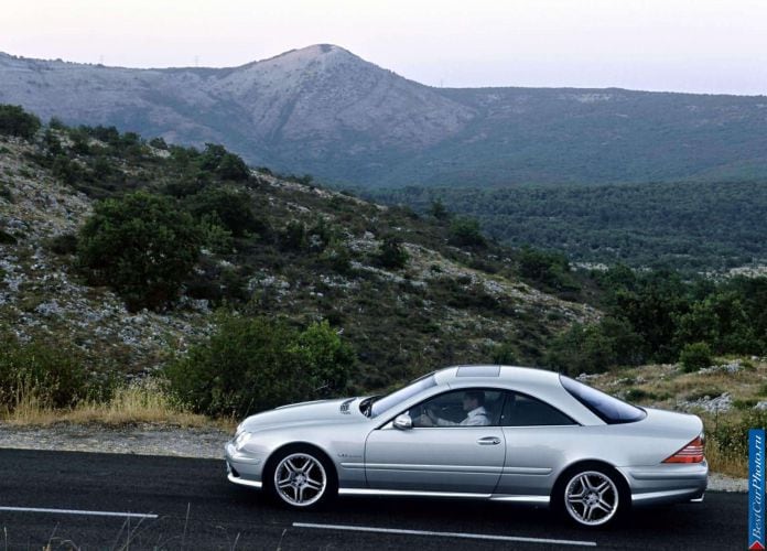 2003 Mercedes-Benz CL65 AMG - фотография 19 из 55