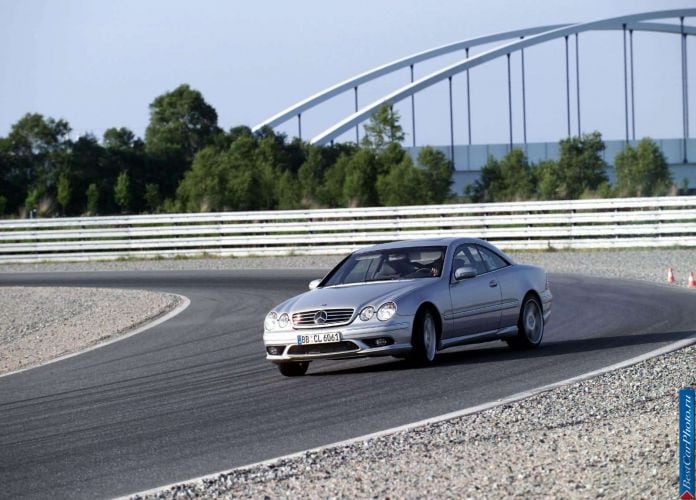 2003 Mercedes-Benz CL65 AMG - фотография 20 из 55 2003 Mercedes-Benz CL65 AMG - фотография 20 из 55
