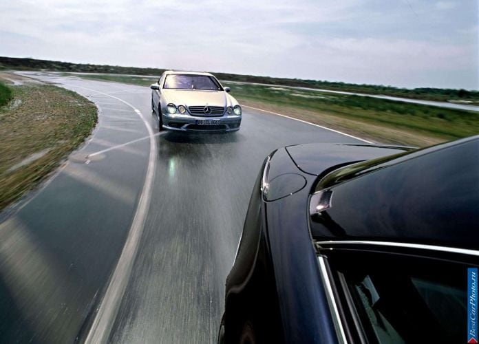 2003 Mercedes-Benz CL65 AMG - фотография 28 из 55
